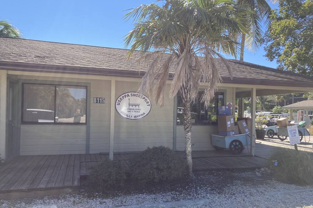 Photo of Others in Bokeelia