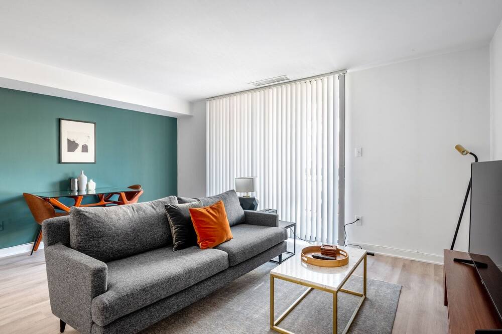 Photo of Livingroom in Foggy Bottom