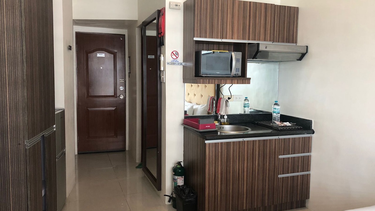 Photo of Bedroom in Legazpi Village