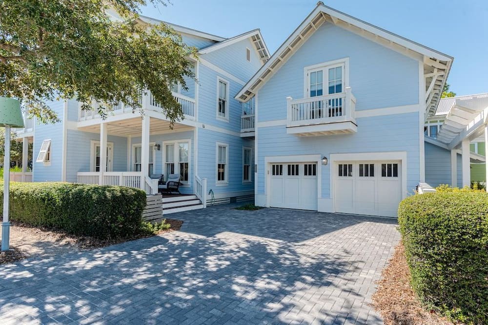 Photo of Outdoor in Beach District