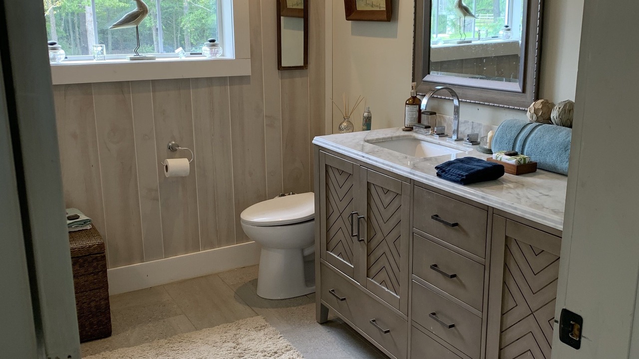 Photo of Bathroom in North