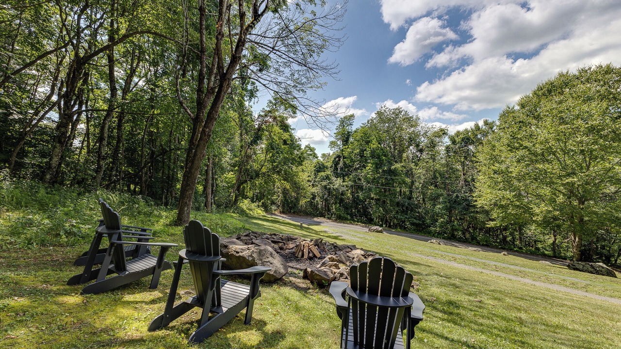 Photo of Outdoor in Stanley