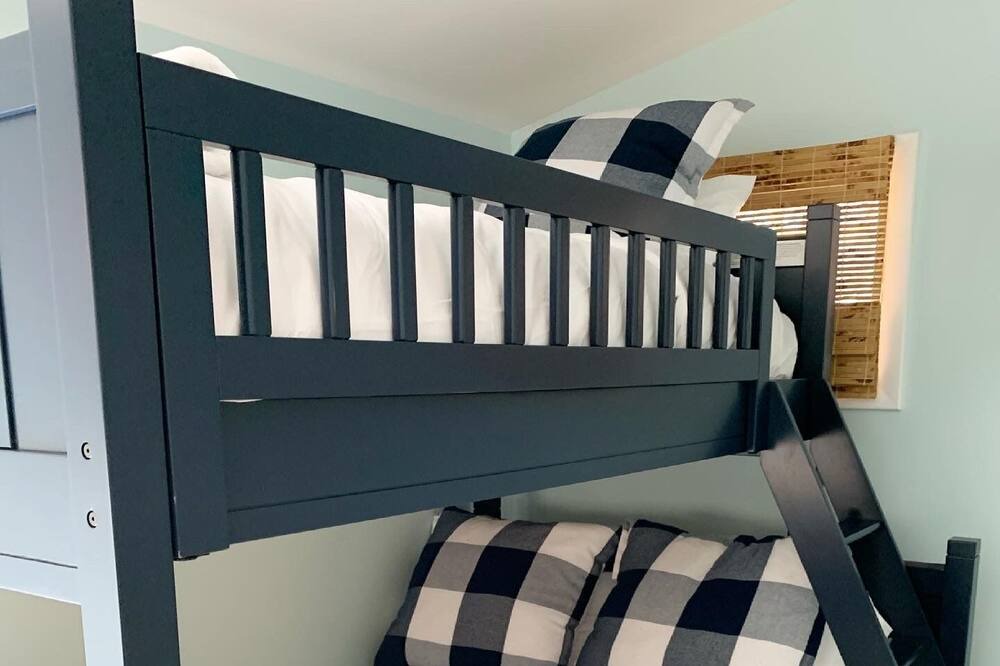 Photo of Bedroom in Baiting Hollow
