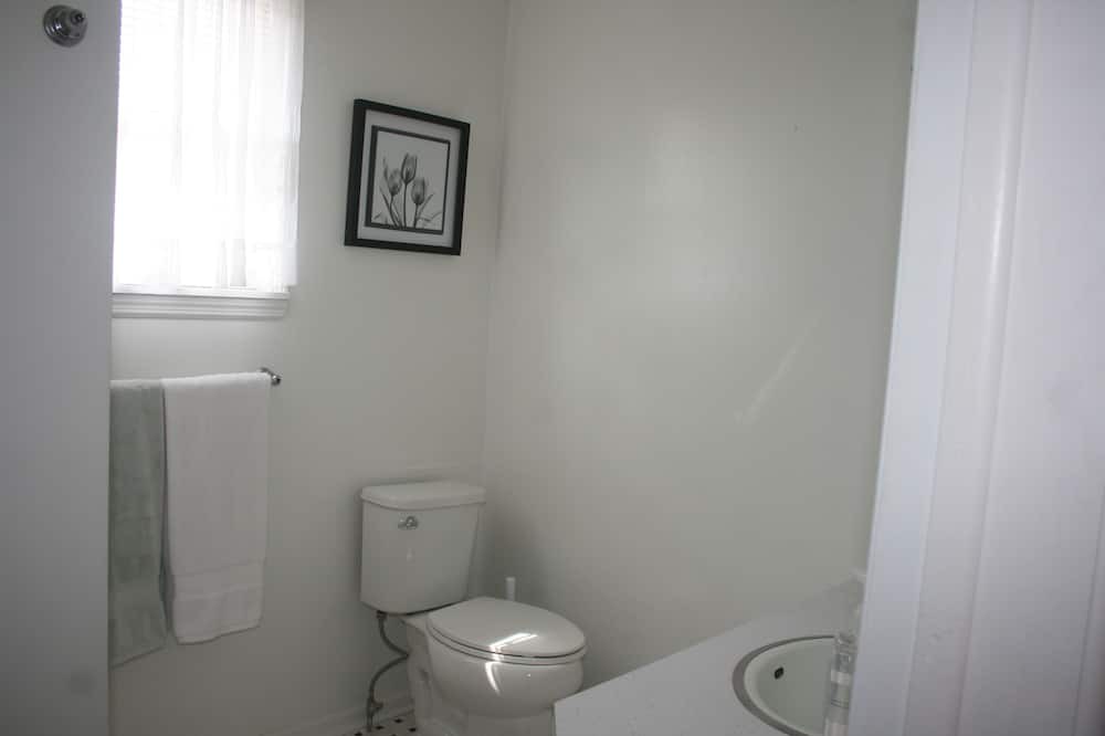 Photo of Bathroom in Madison
