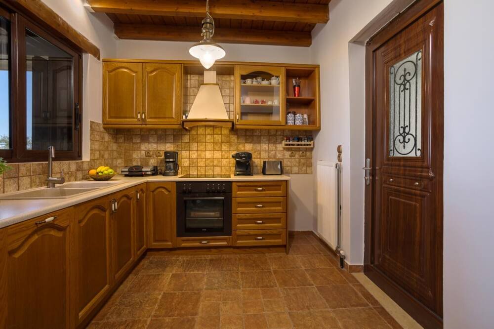 Photo of Kitchen in Lithakia