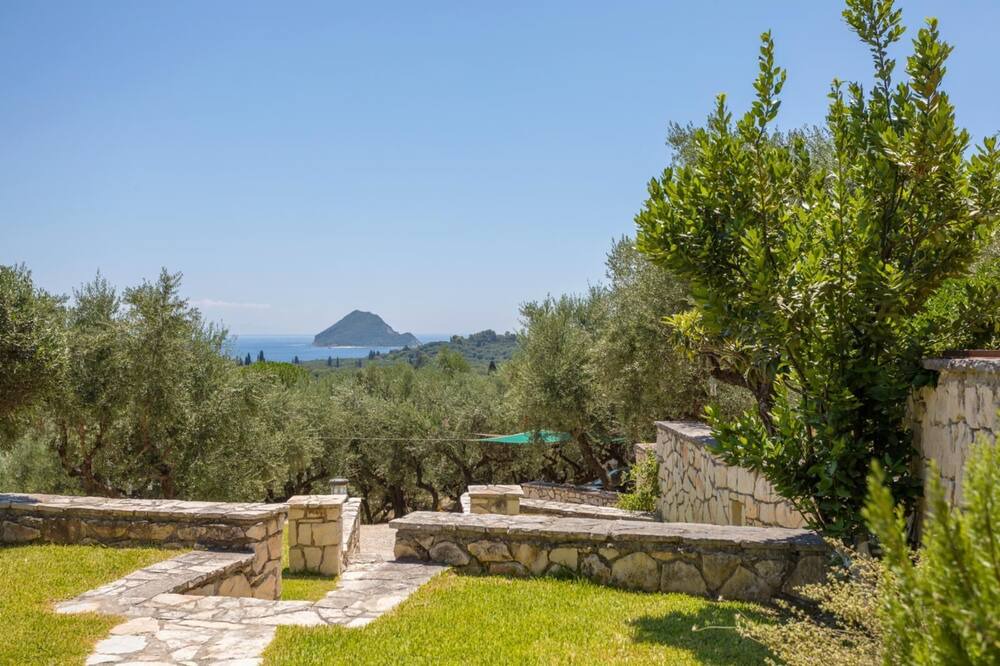 Photo of Outdoor in Lithakia
