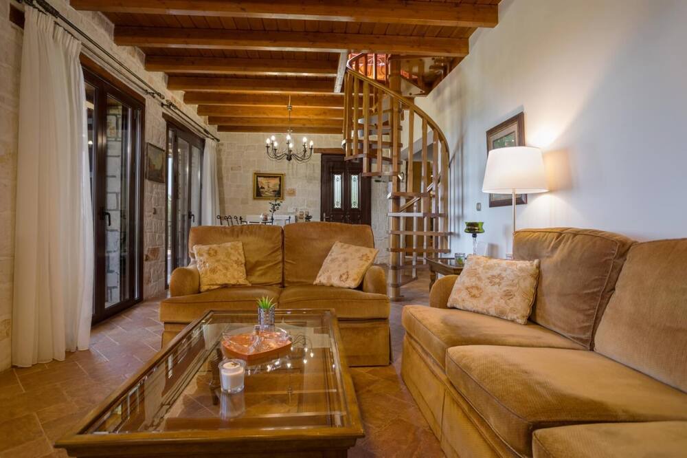 Photo of Livingroom in Lithakia