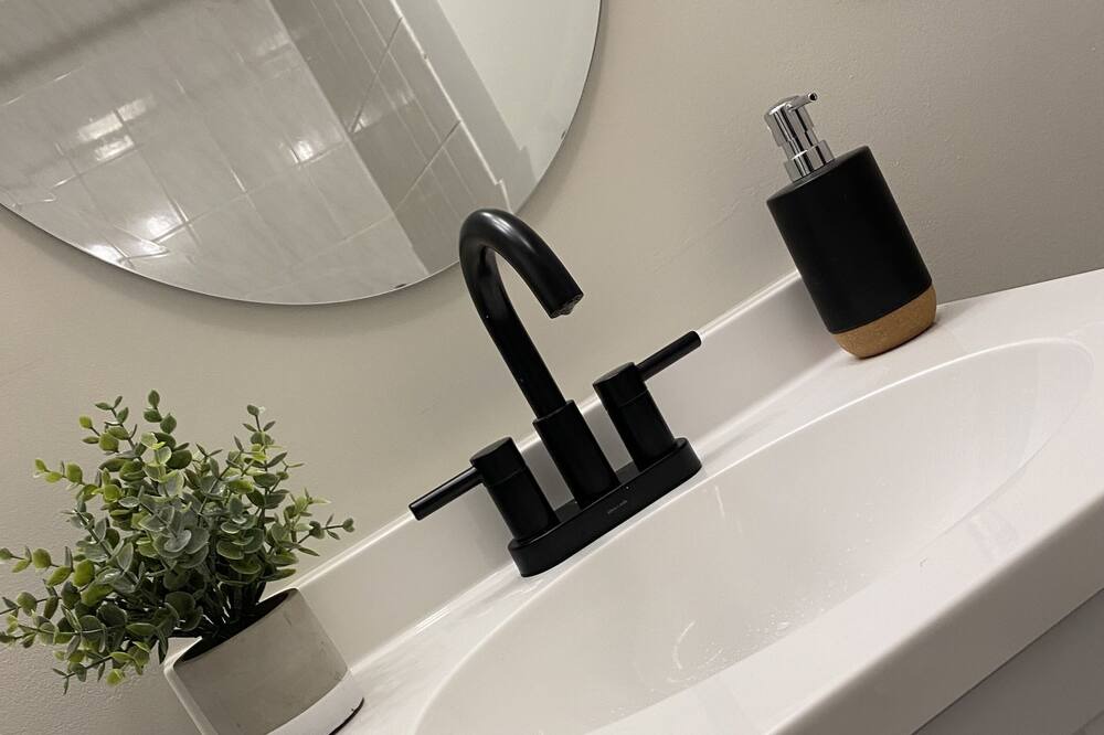 Photo of Bathroom in Warwick