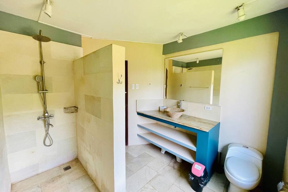 Photo of Bathroom in El Nido