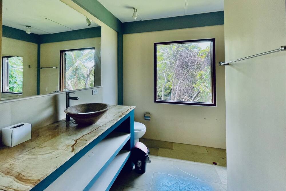 Photo of Bathroom in El Nido