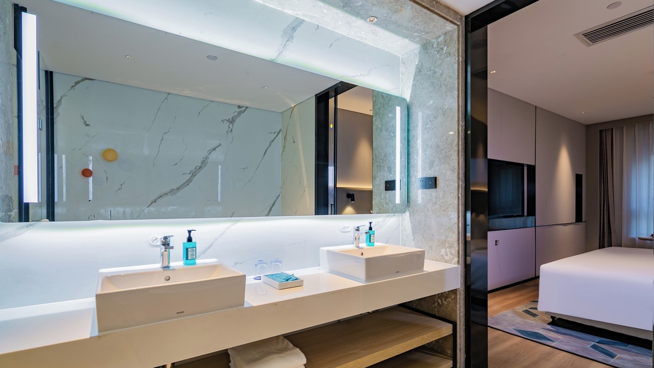 Photo of Bathroom in Yanta Qu
