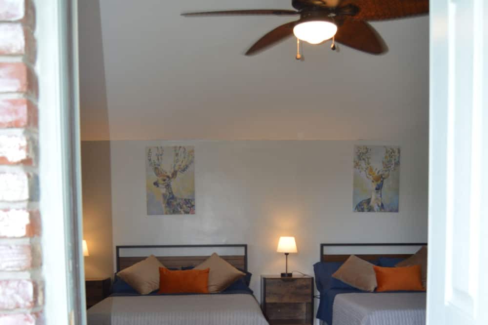 Photo of Bedroom in Davie