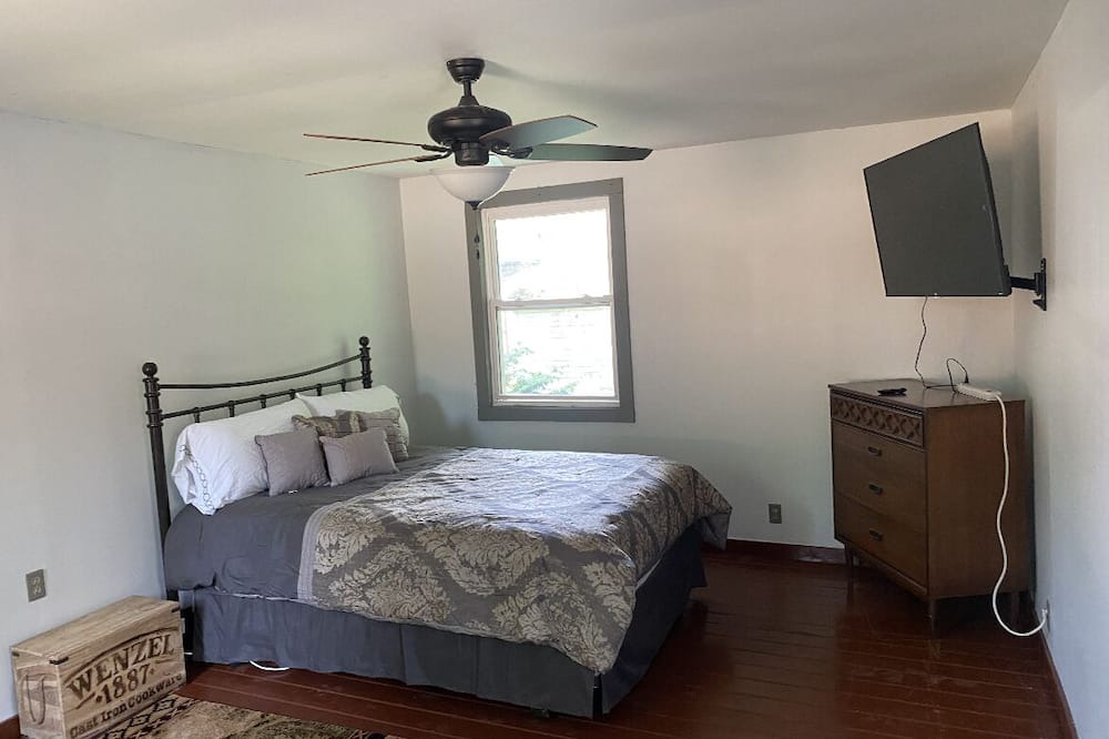 Photo of Bedroom in Walworth