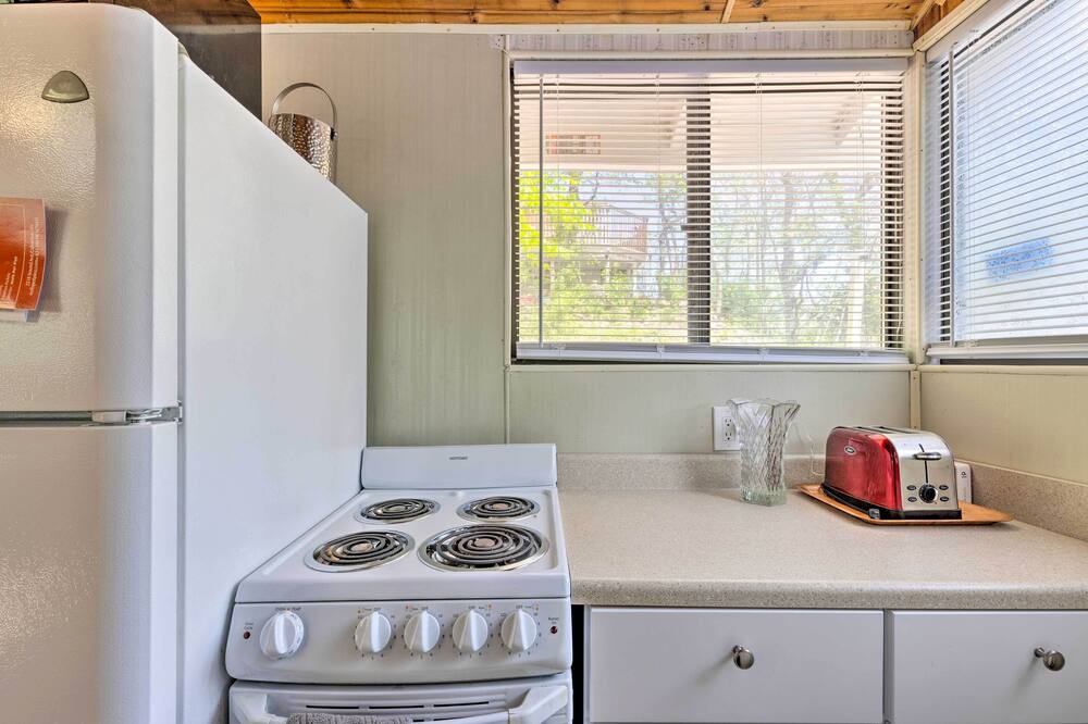Photo of Kitchen in Baiting Hollow