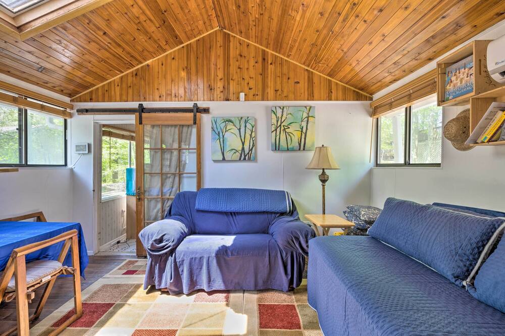 Photo of Bedroom in Baiting Hollow