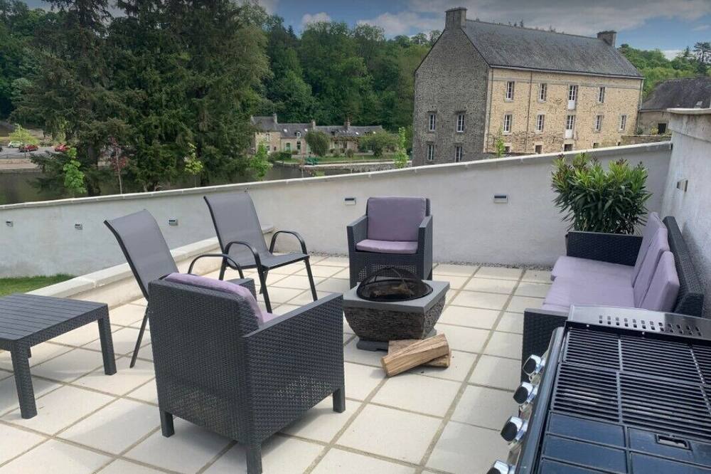 Photo of Patio Balcony in Josselin