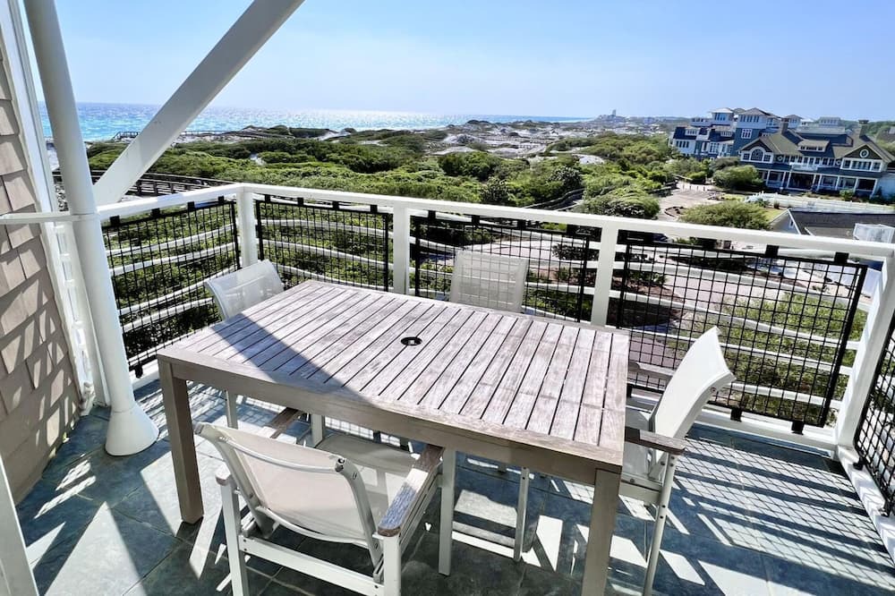 Photo of Patio Balcony in WaterSound Beach