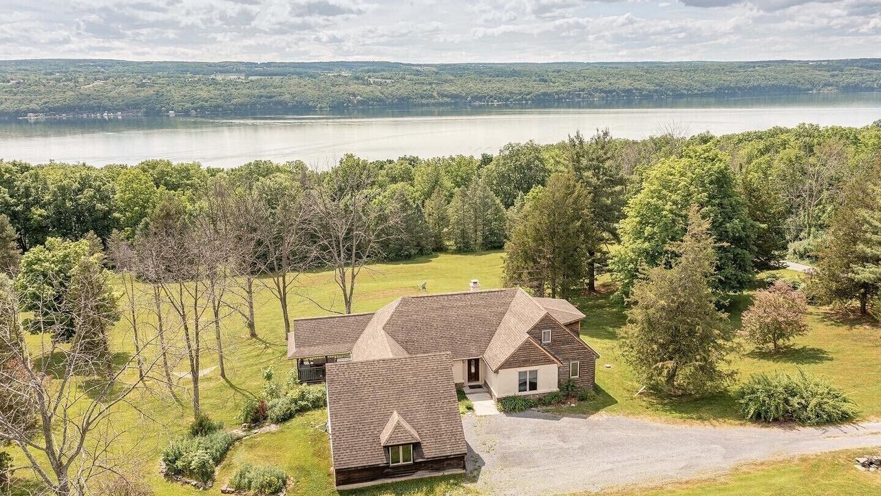 Photo of Outdoor in Burdett
