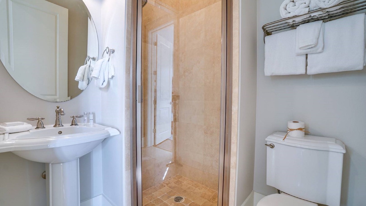 Photo of Bathroom in Sunnyside