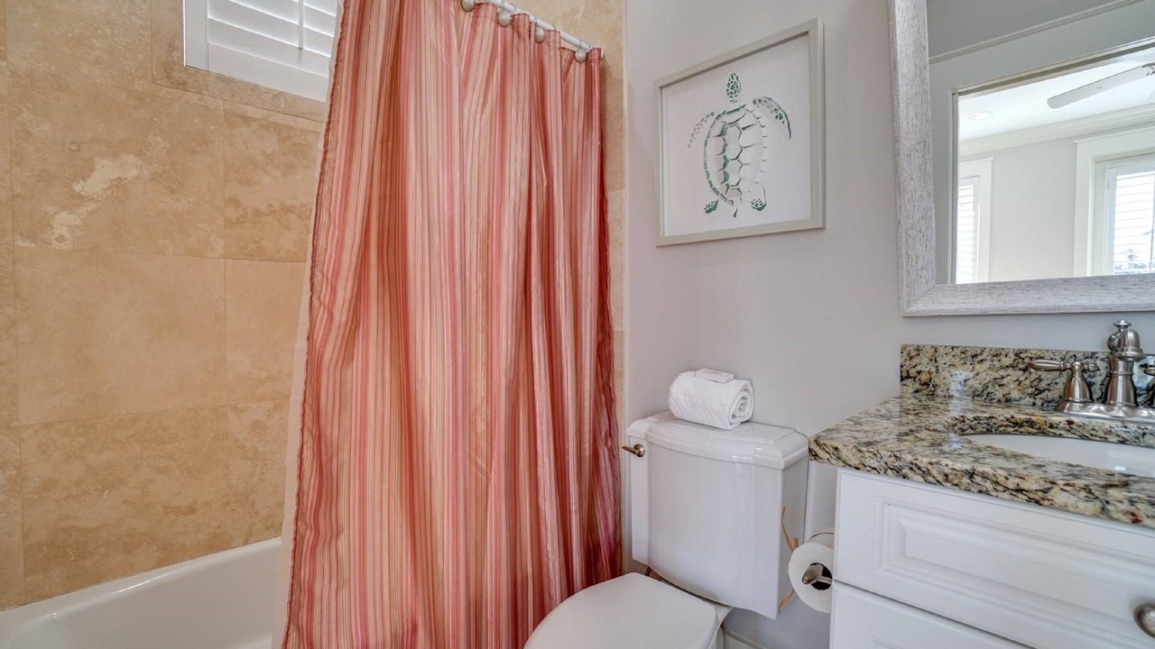 Photo of Bathroom in Sunnyside