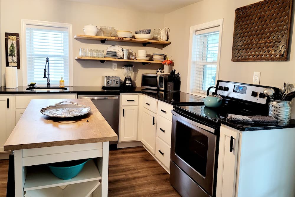 Photo of Kitchen in Colonial Beach