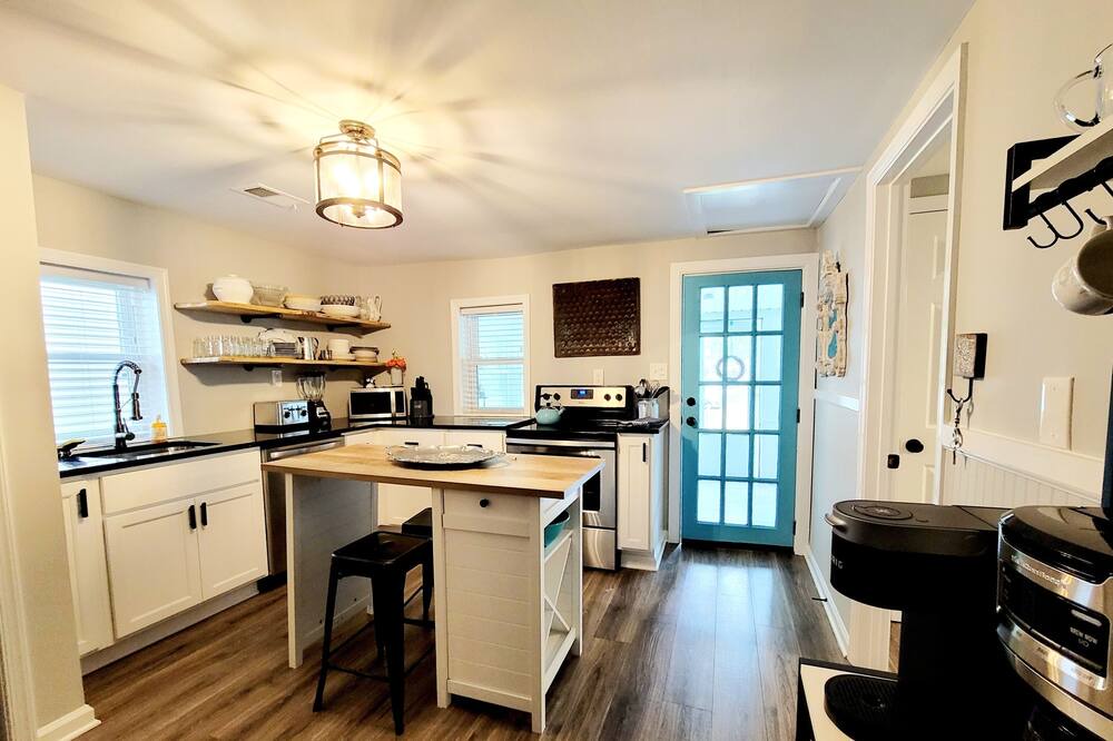Photo of Kitchen in Colonial Beach