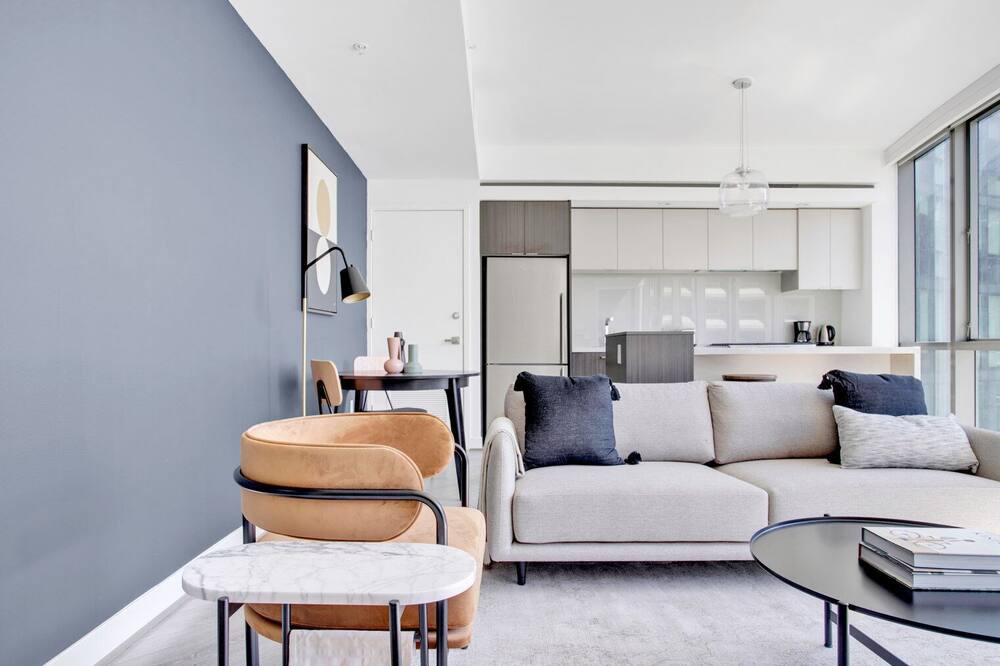 Photo of Livingroom in Dupont Circle