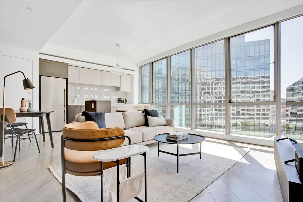 Photo of Livingroom in Dupont Circle