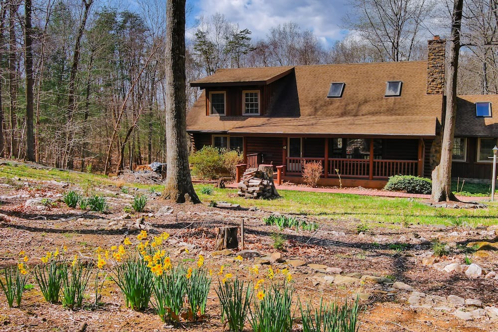 Photo of Outdoor in Haywood