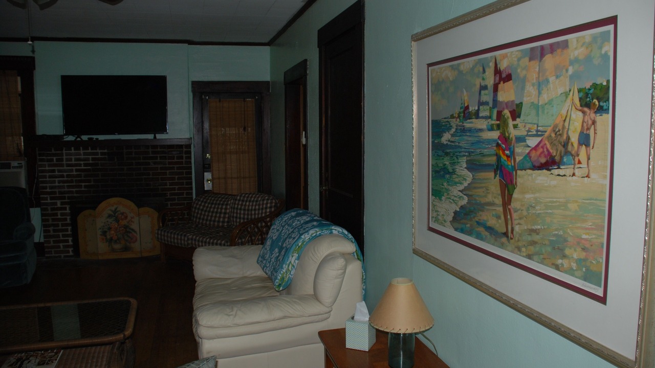 Photo of Livingroom in Cottage Line