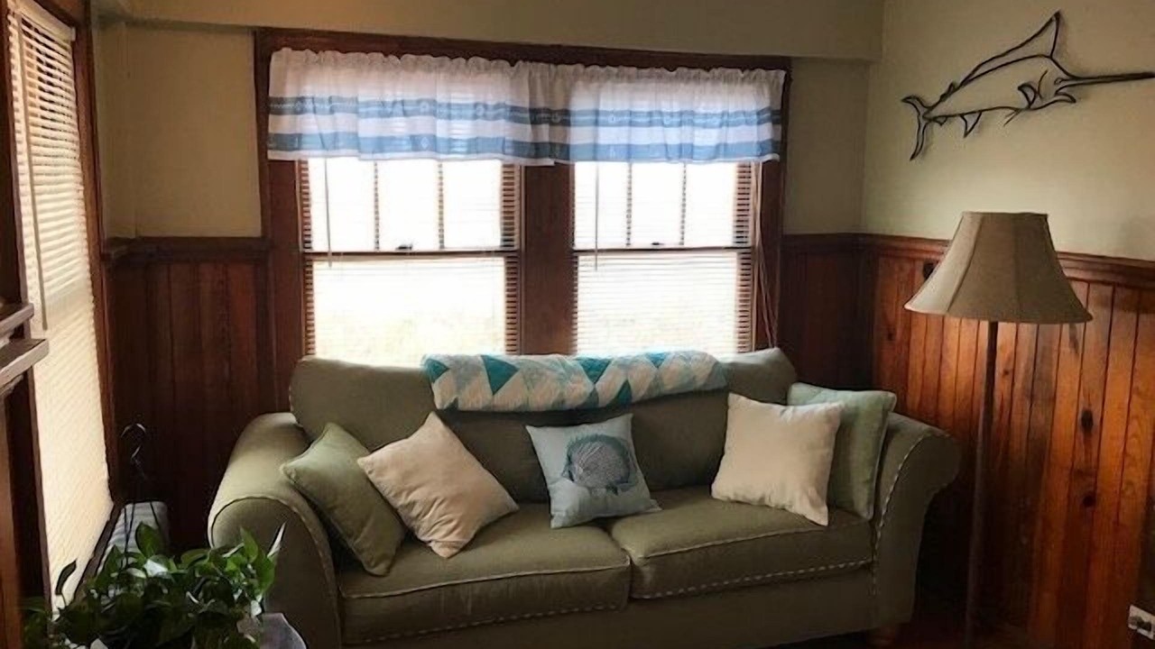 Photo of Livingroom in Cottage Line