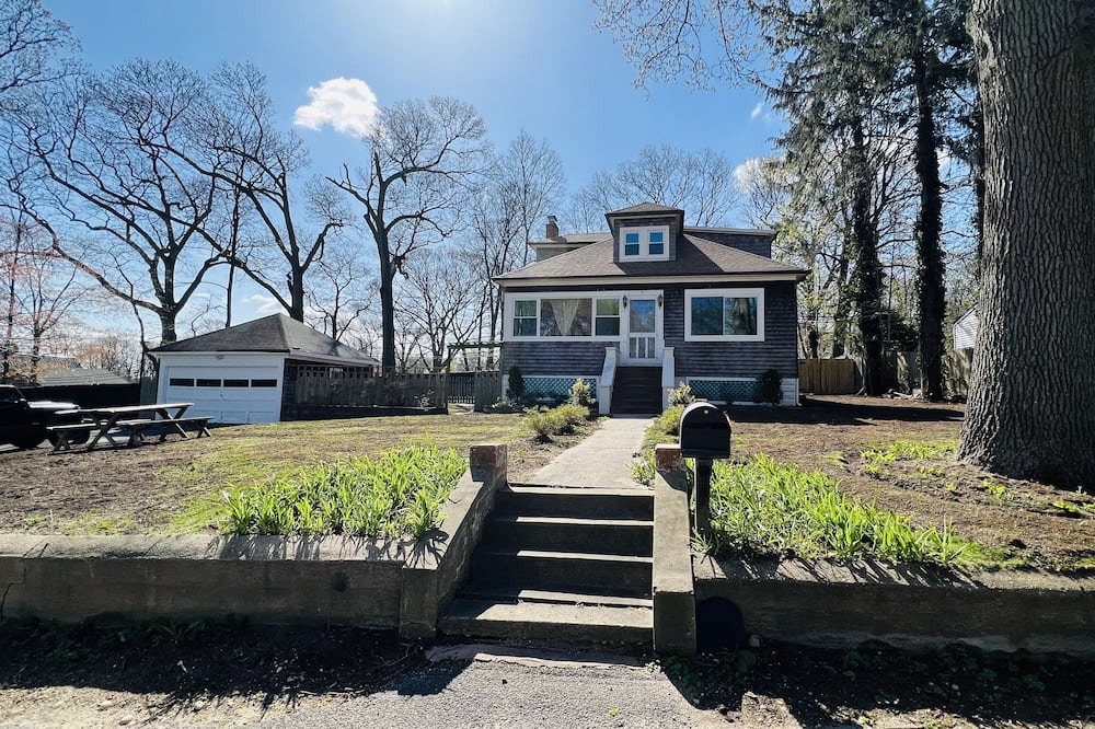 Photo of Outdoor in Ronkonkoma