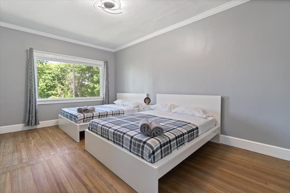 Photo of Bedroom in Ronkonkoma