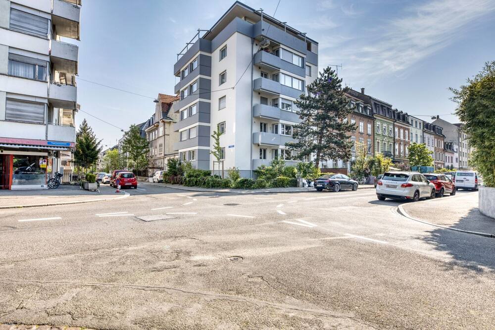 Photo of Outdoor in Iselin