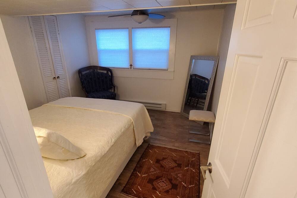 Photo of Bedroom in Notre Dame