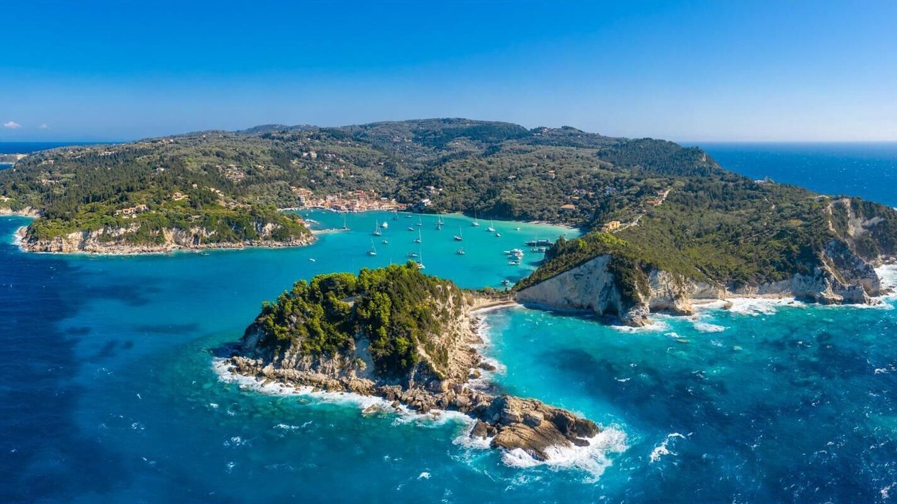 Photo of Others in Lakka