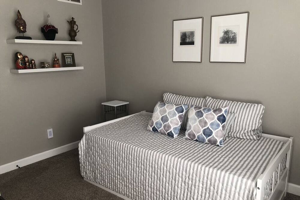 Photo of Bedroom in Avoca