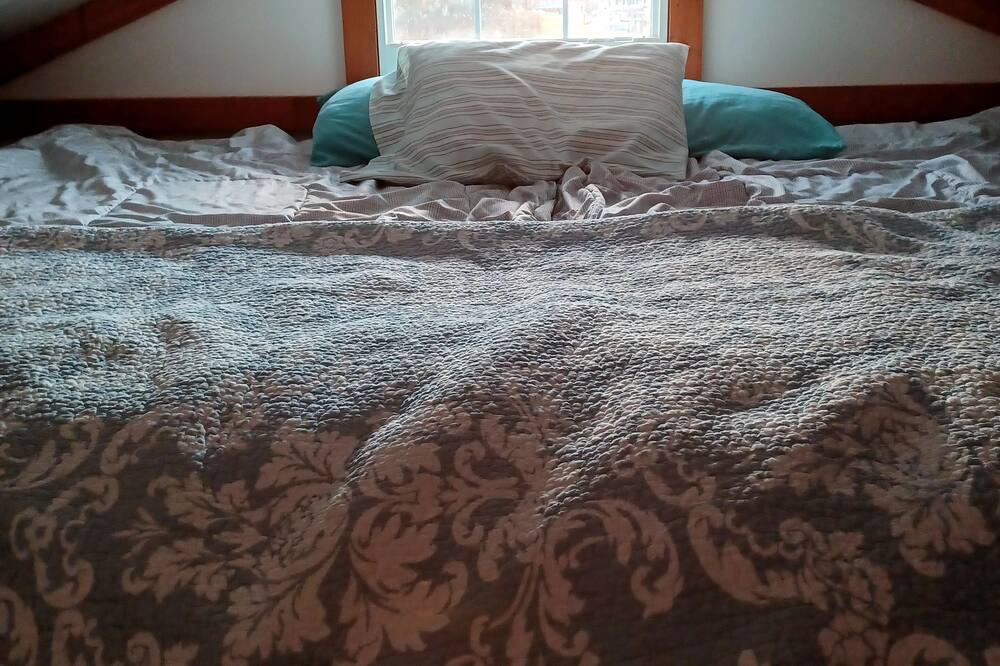 Photo of Bedroom in Poquoson