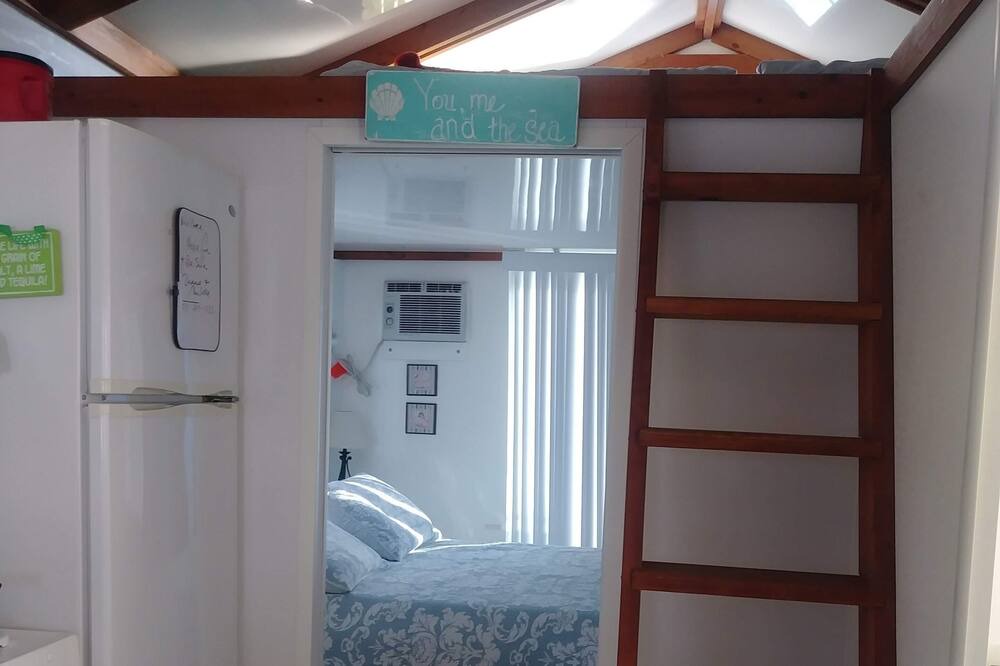 Photo of Bedroom in Poquoson