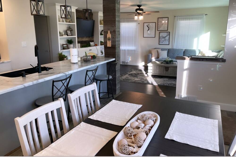 Photo of Kitchen in Roseland