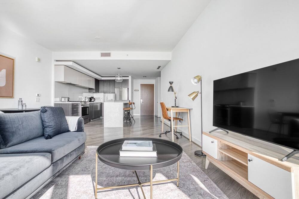 Photo of Livingroom in Dupont Circle