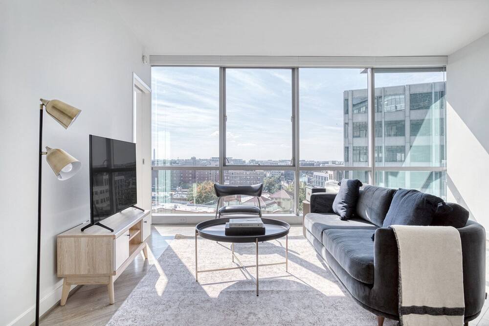 Photo of Livingroom in Dupont Circle