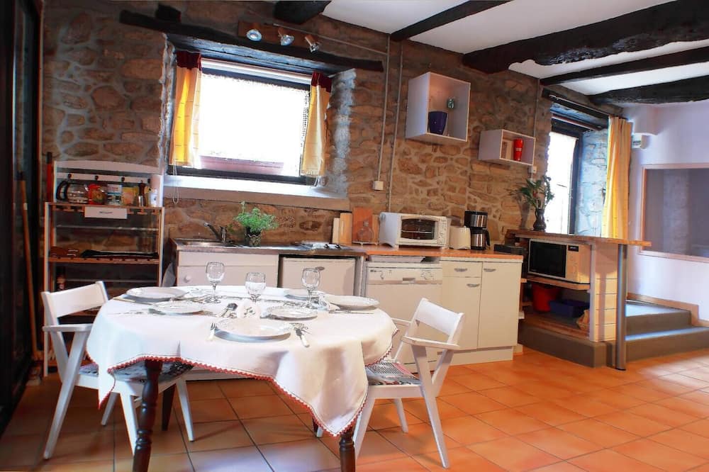 Photo of Kitchen in Theix-Noyalo