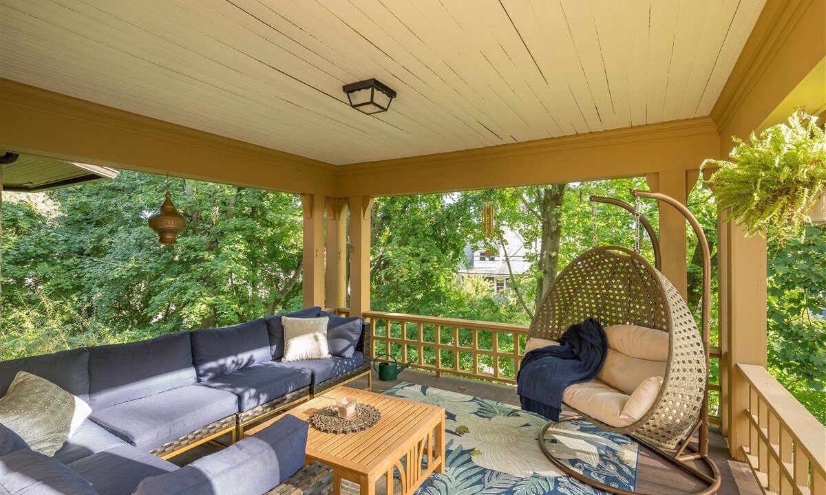 Photo of Patio Balcony in White Plains