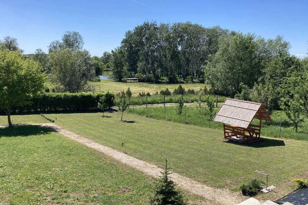 Photo of Outdoor in Sarkeresztes