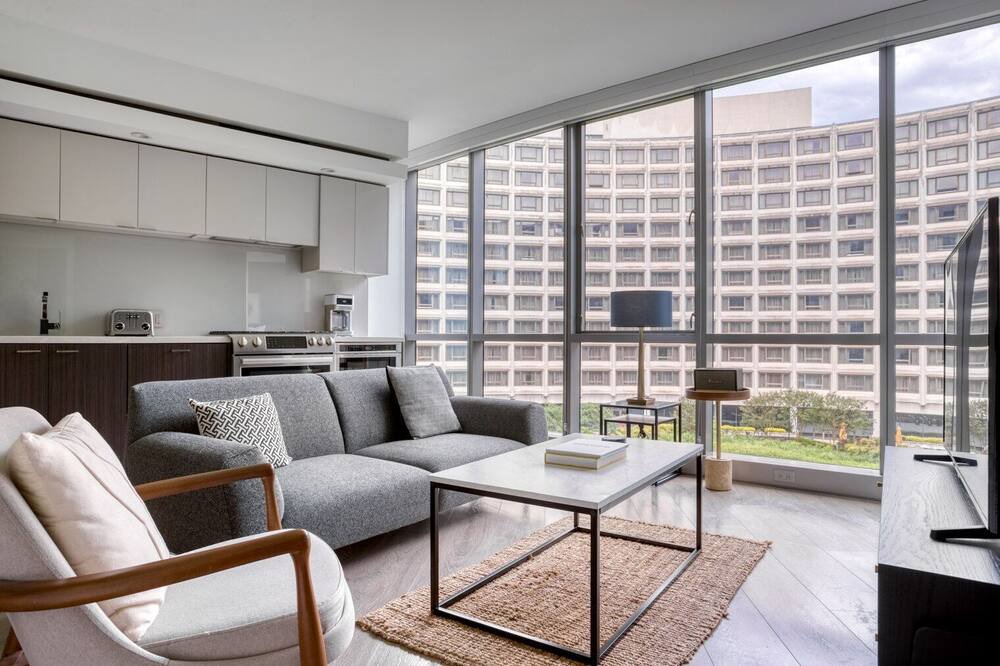 Photo of Livingroom in Dupont Circle