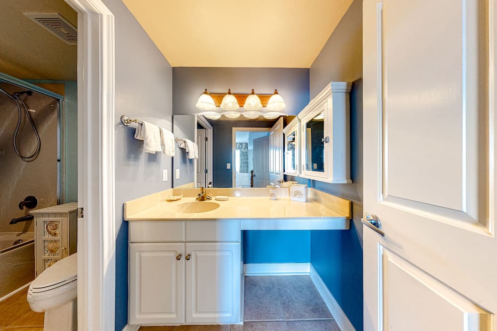 Photo of Bathroom in Panama City Beach