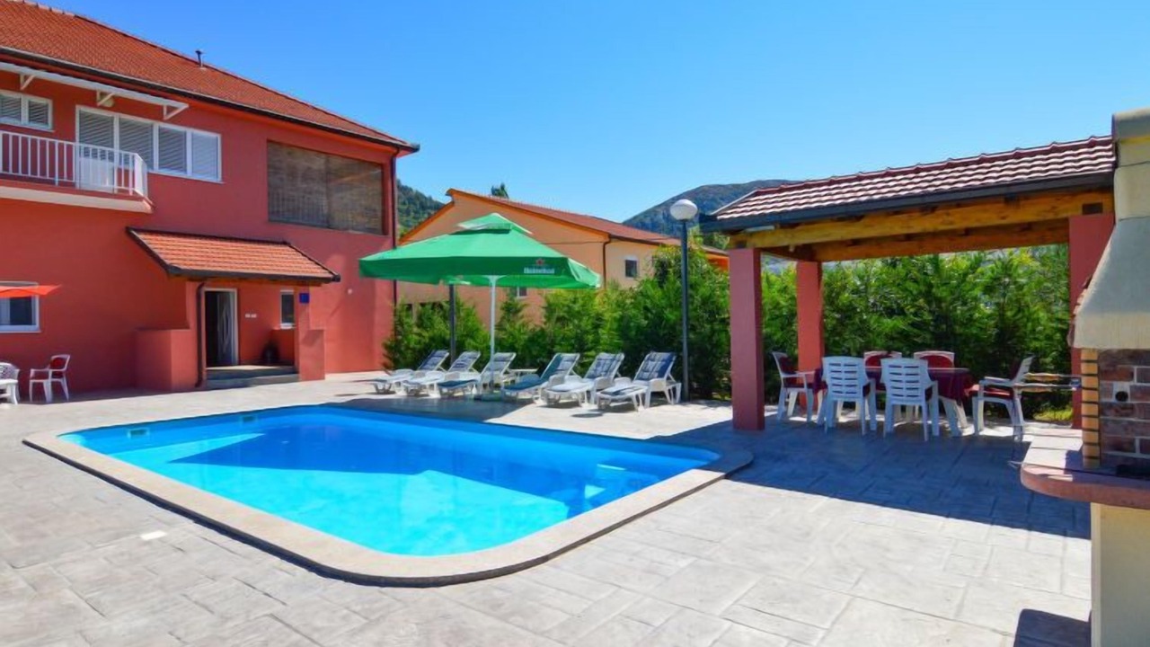 Photo of Outdoor in Dusina