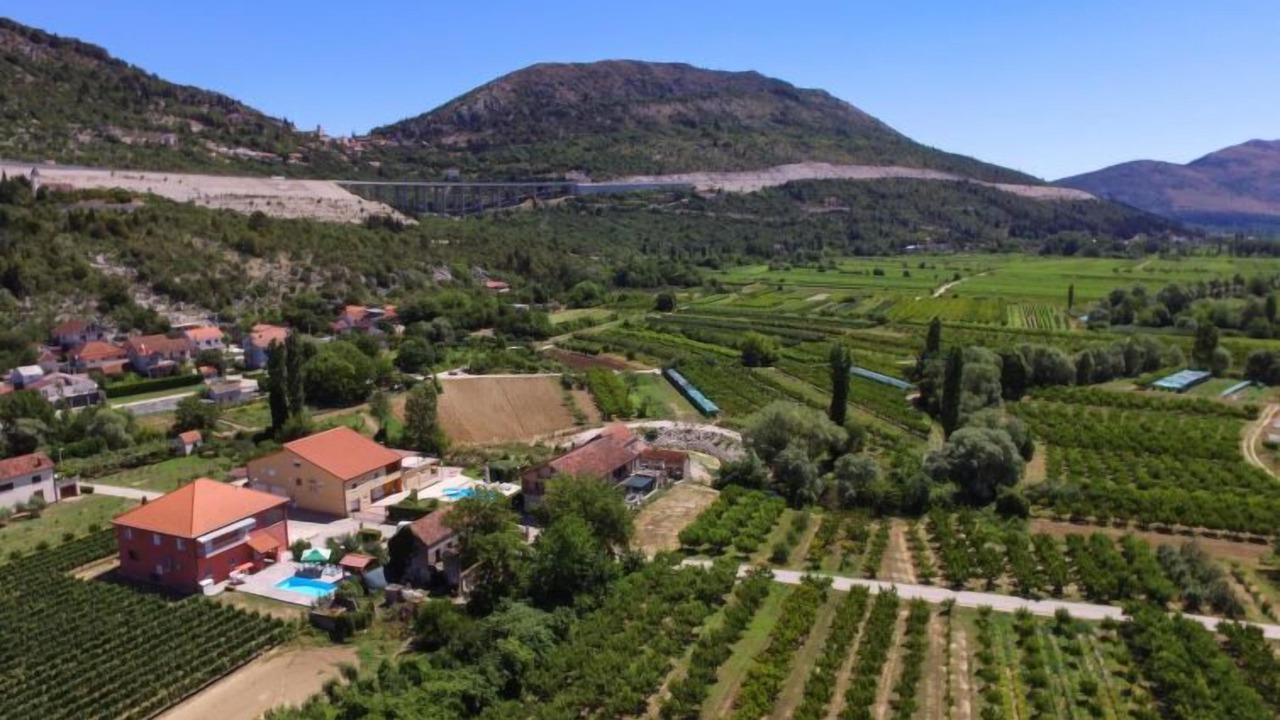 Photo of Outdoor in Dusina