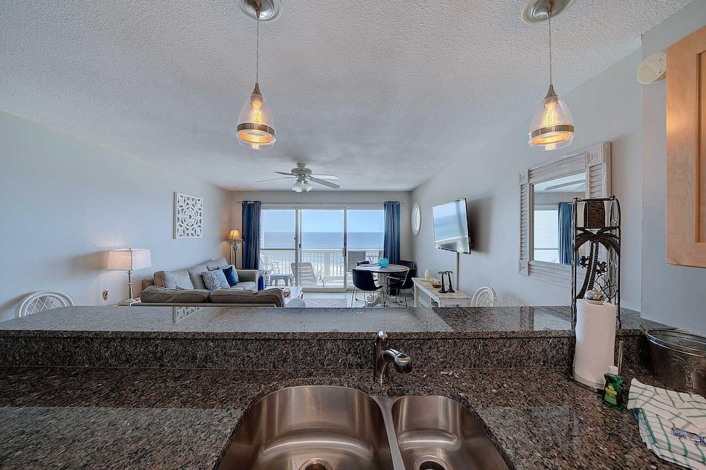 Photo of Kitchen in Seacrest